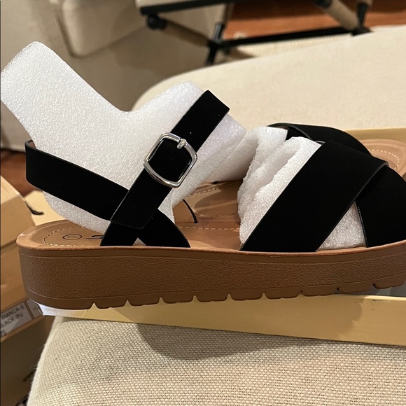 Soda Women's Black Chester-S Wedge Sandals/NIB/7 - Picture 11 of 15